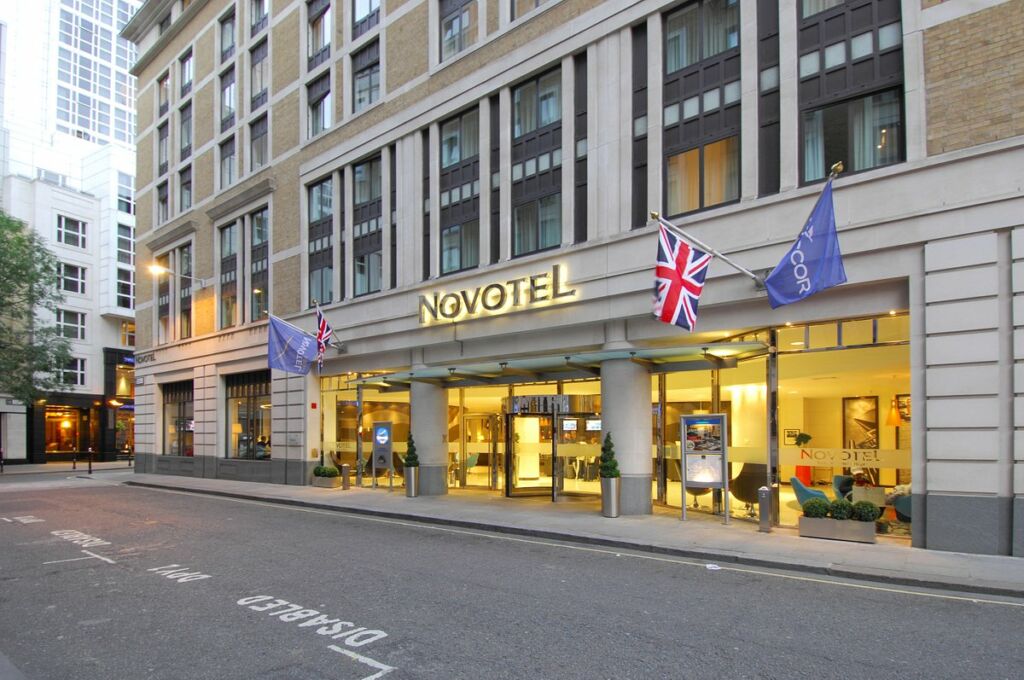 Test tour 2 18 novotel london tower